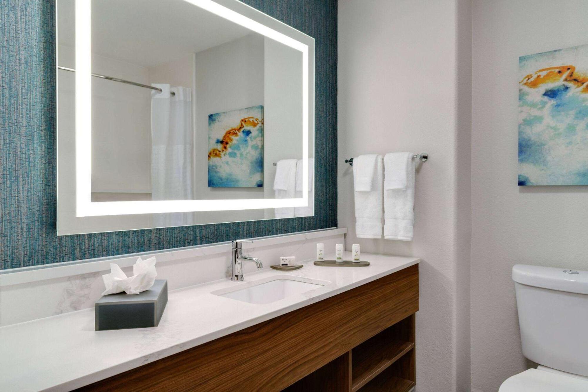 La Quinta By Wyndham סטיבנוויל מראה חיצוני תמונה