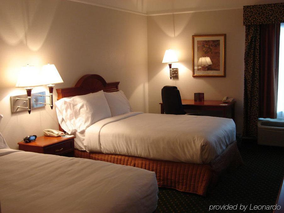 La Quinta By Wyndham סטיבנוויל מראה חיצוני תמונה